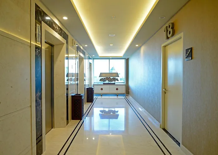 Aria Centra Surabaya