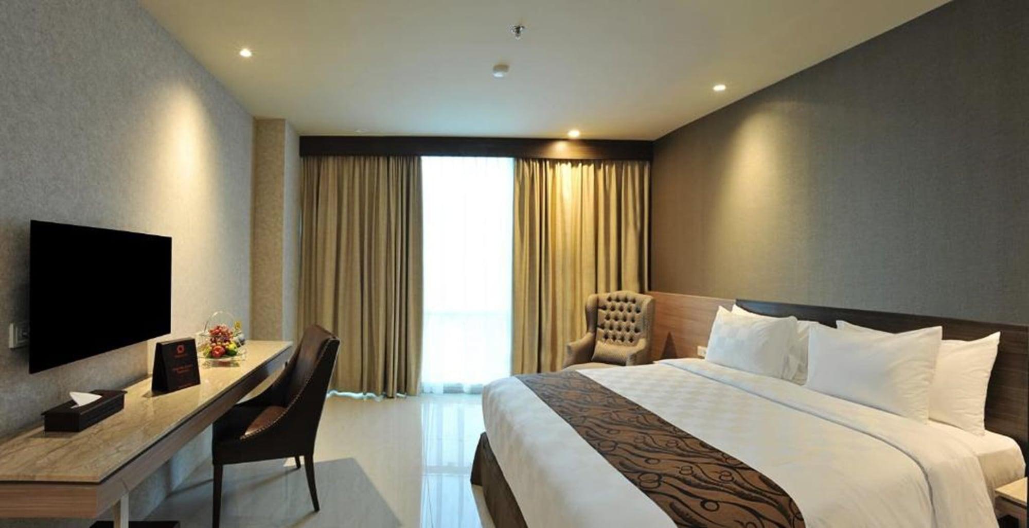 Aria Centra Hotel 4*